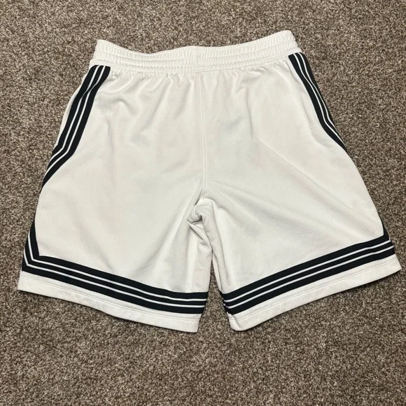 Nike Men’s Fly White Shorts with Black Stripes Size XL - Picture 12 of 12